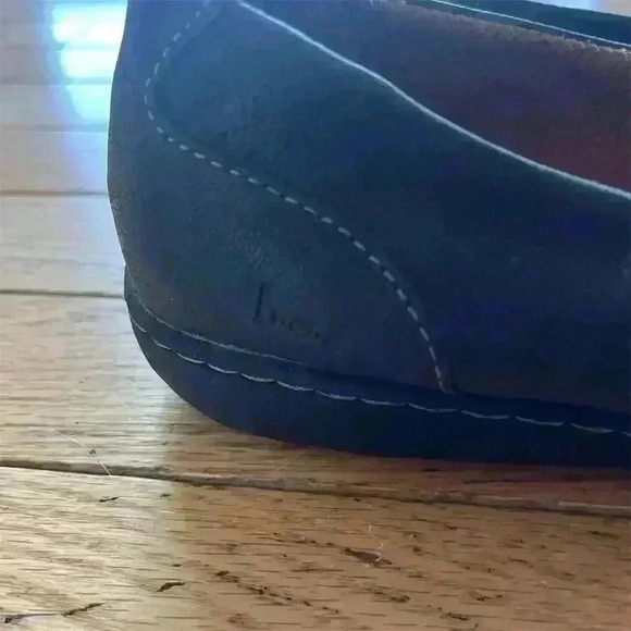 b.ø.c. Women's Mary Jane Black Leather Slip-On Flats Size 9.5M - Picture 4 of 9